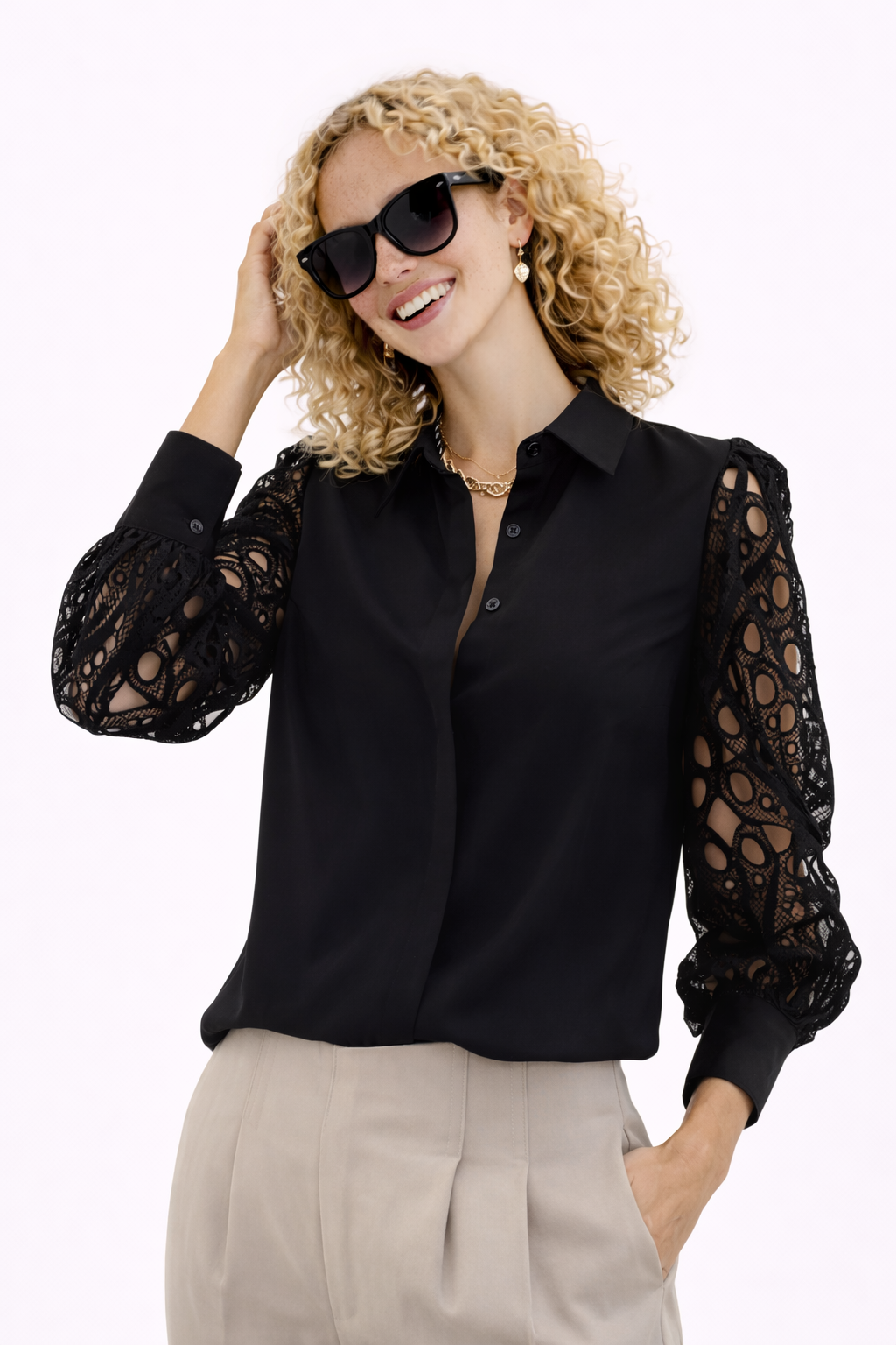 Feli-Blusa elegante con calados y manga larga