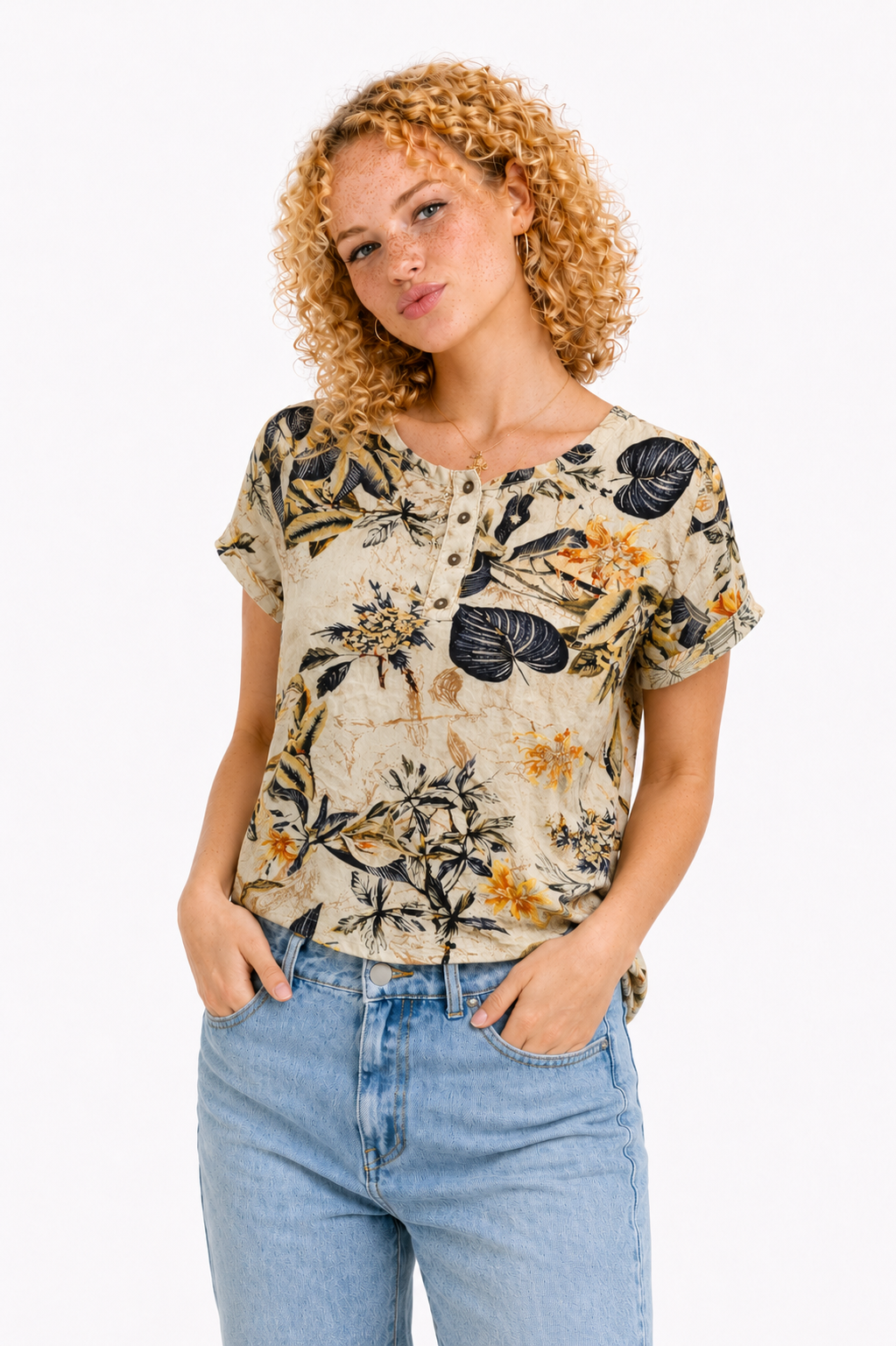 Yara - Top floral casual de verano