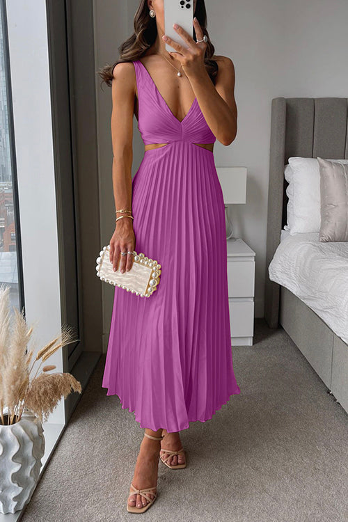 Idaira – Pleated Dress for Occasions